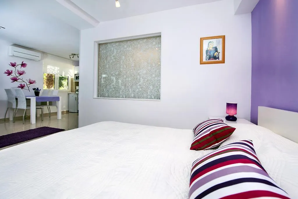 Lilac Apartment Kos  Rovinj